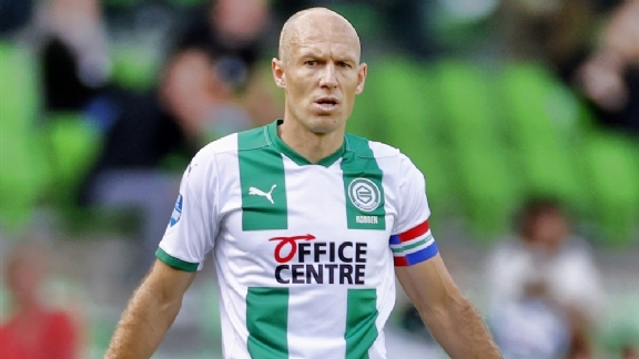 Arjen Robben continues to work for FC Groningen in spite of cancellations.